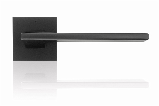 TERRY TiN-K, černá je in